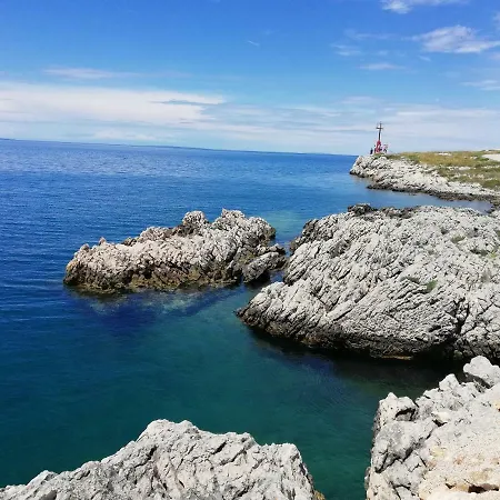 Nena Appartamento Povljana